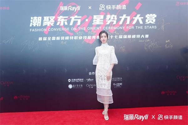 踏碎尘埃赴野寻觅一场未完成的自然之旅