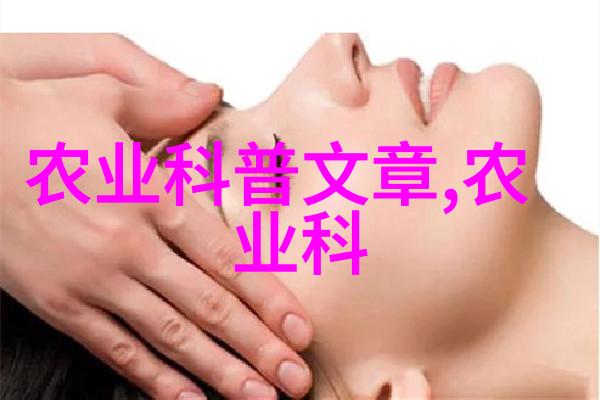 月之嫣然捕捉夜空中最柔和的光辉