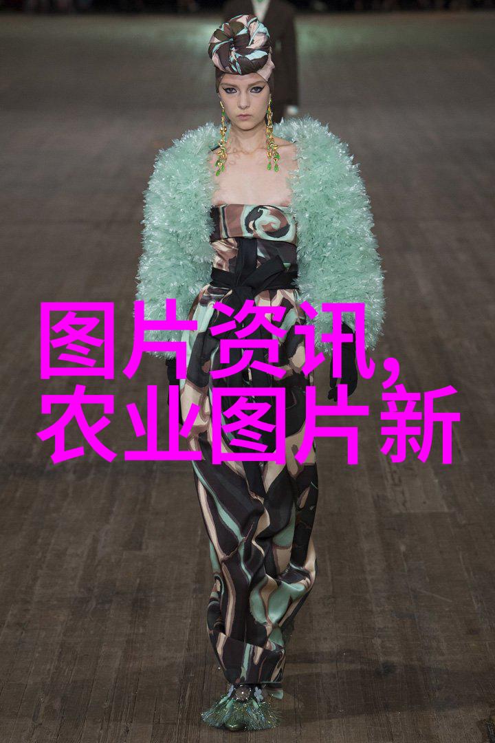 蜂部落怎样养蜂与新技术视频 - 翅膀上的创新深度探究蜂农应用的现代科技
