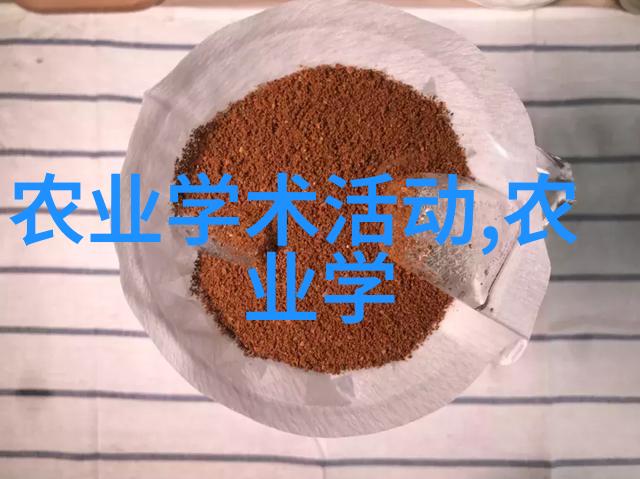 简易羊棚图片大全 - 绿色牧场的宁静角落欣赏简便羊栏设计的美丽瞬间