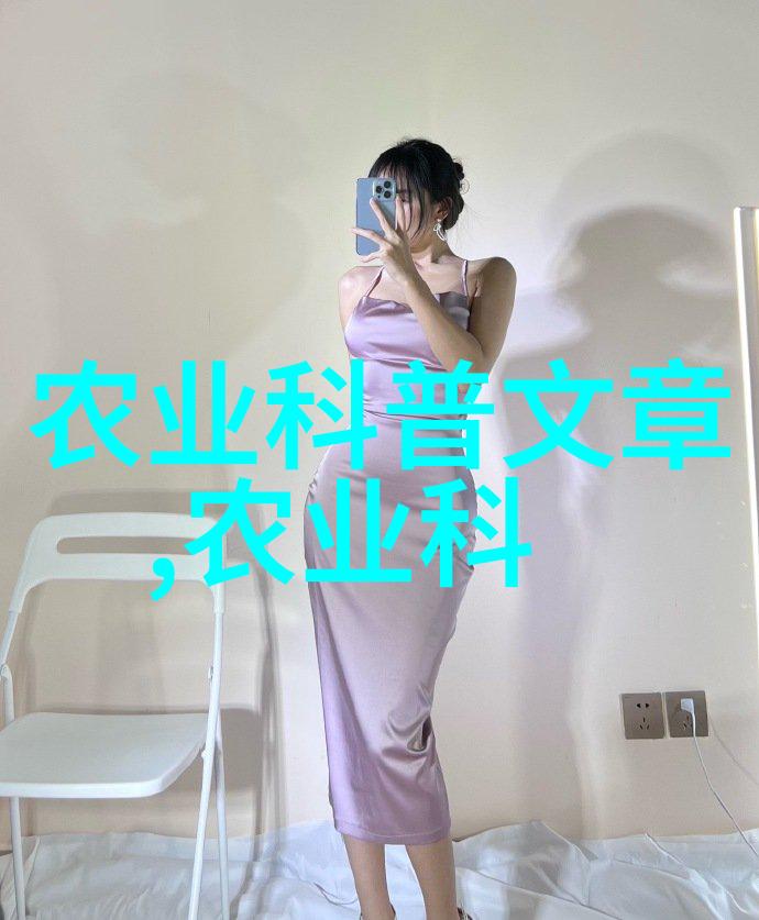一场自然之旅体验在野外发现野生金线莲
