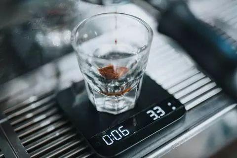 茶文化-品鉴常见茶叶名称从绿到红的茶香世界