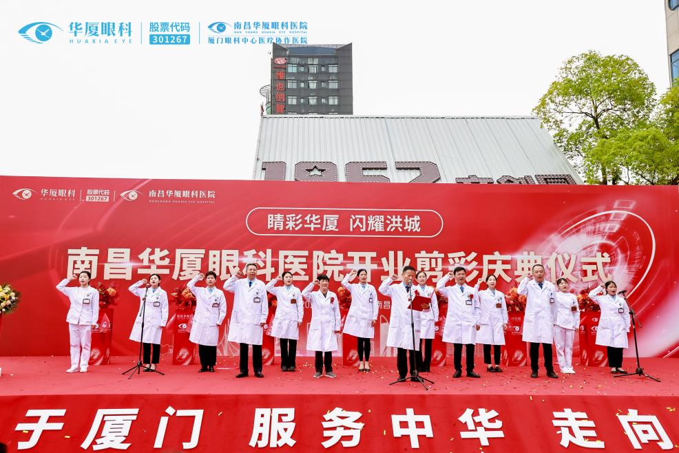龙虾养殖技术全解析从种苗选育到环境调节的高效方法