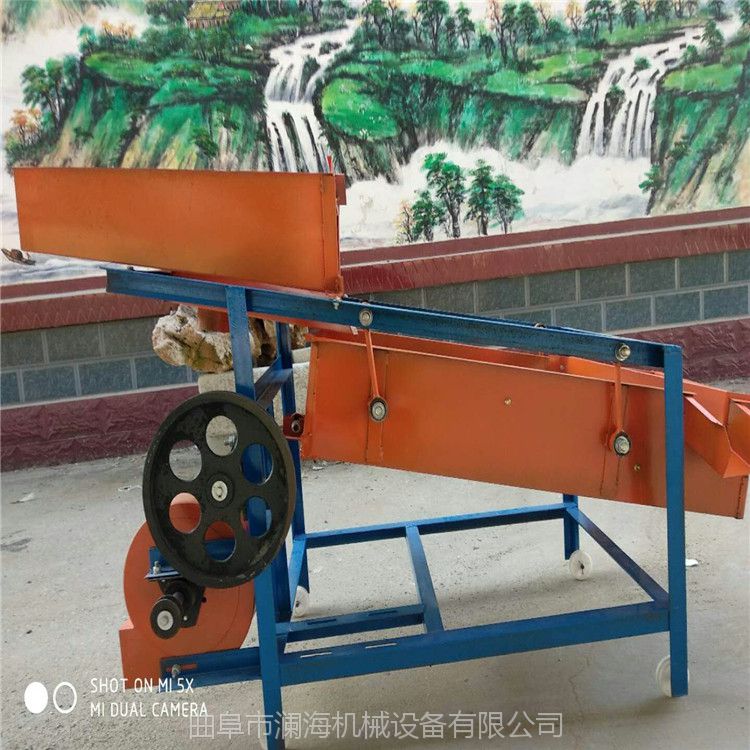 草药香乡探秘中药材种植基地的数字化未来