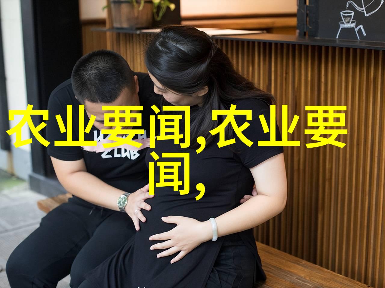 鸟语花香中年轻的心跳动 青少年看待春不老时代精神