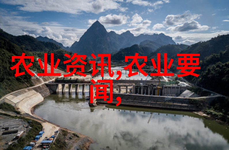 铁甲巨龙的足迹拖拉机征途中的故事