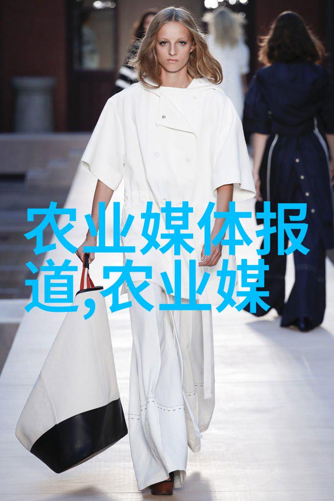 一年四季都开花结果的果树-常青园中的奇迹一年四季盛开的果实之旅