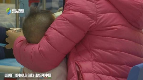 主题我家大门两旁不能有两棵树