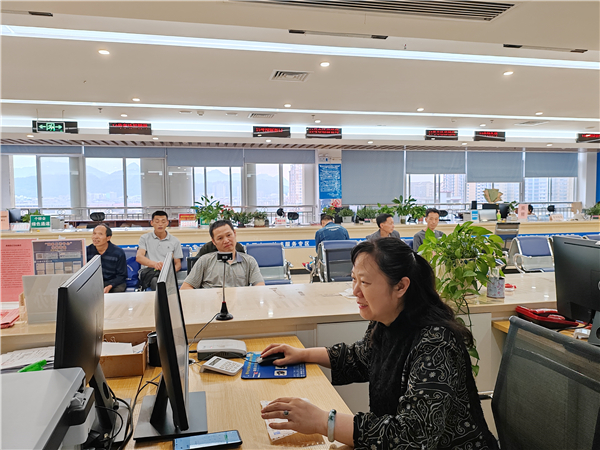 鸡毛菜图片翠绿斑点的秘密花园