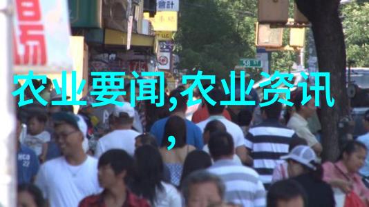 小姐姐温柔捏小兔可爱时刻的亲昵动作