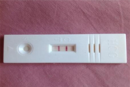 清明暗月沉默中的诗意