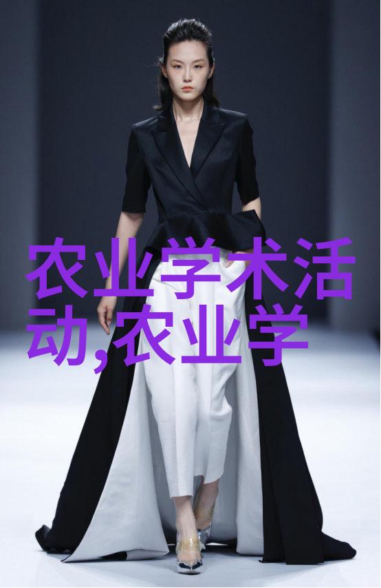 我和小堂妺的第一次-初吻之夜我与小堂妺的浪漫首次