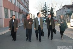 唐华俊副院长来我所考察指导国际合作与交流工